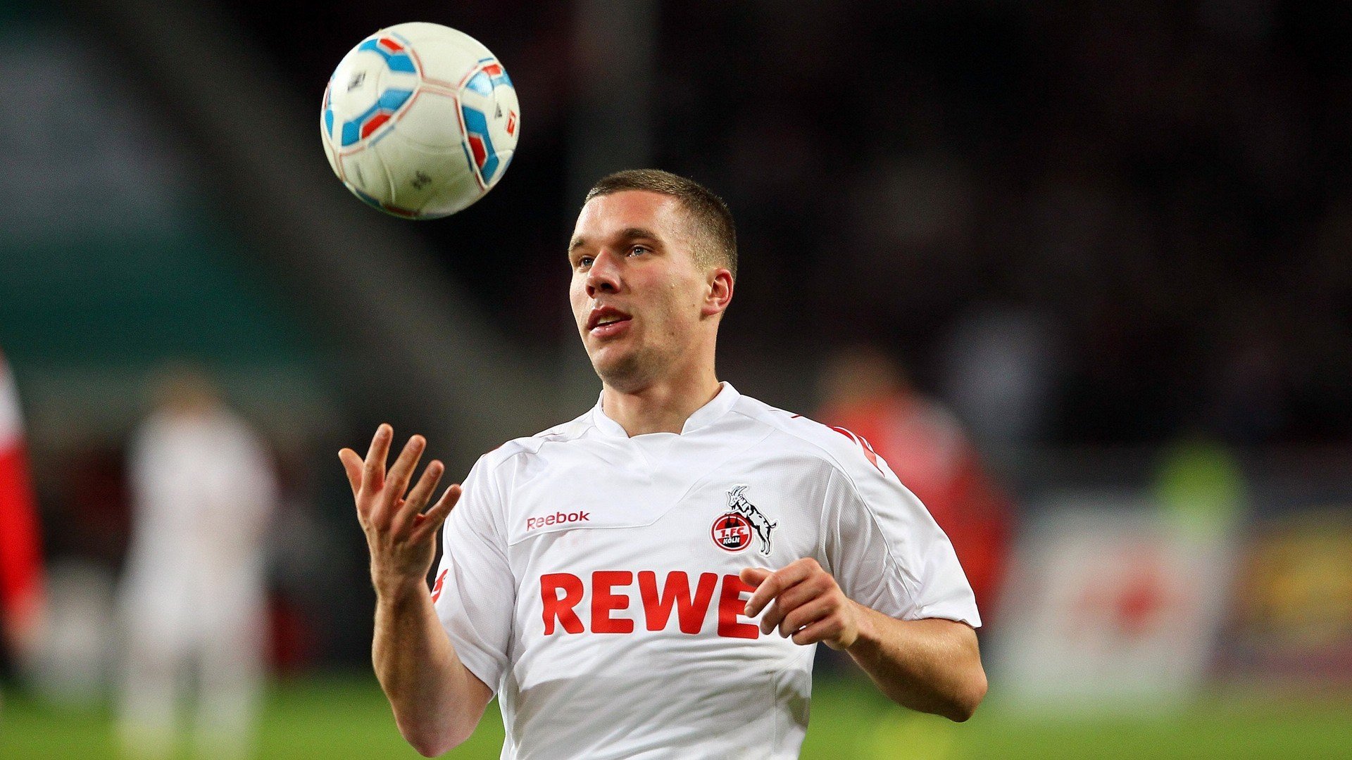 安德森对市场价格的敏锐判断帮助俱乐部合理出手，安德森分析模型四个