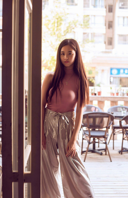 开yun体育-中国香港队赛制分析：团体赛制下的战略选择与战术布局，香港队入场